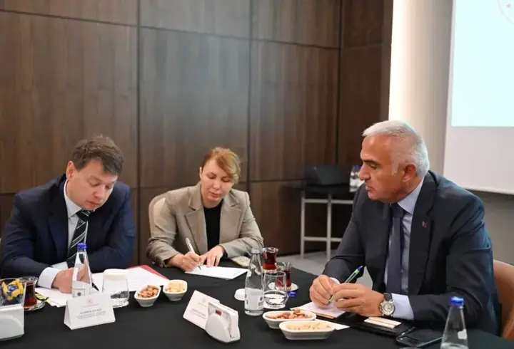 Türkiye-Rusya Hattında Hedef: Daha Fazla Uçuş, Daha Güçlü Turizm