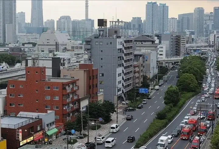 Japonya'da otoyolda 50 aracın karıştığı zincirleme kazada 2 kişi öldü