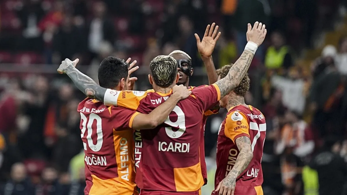Galatasaray'da flaş ayrılık iddiası! Transferde domino etkisi