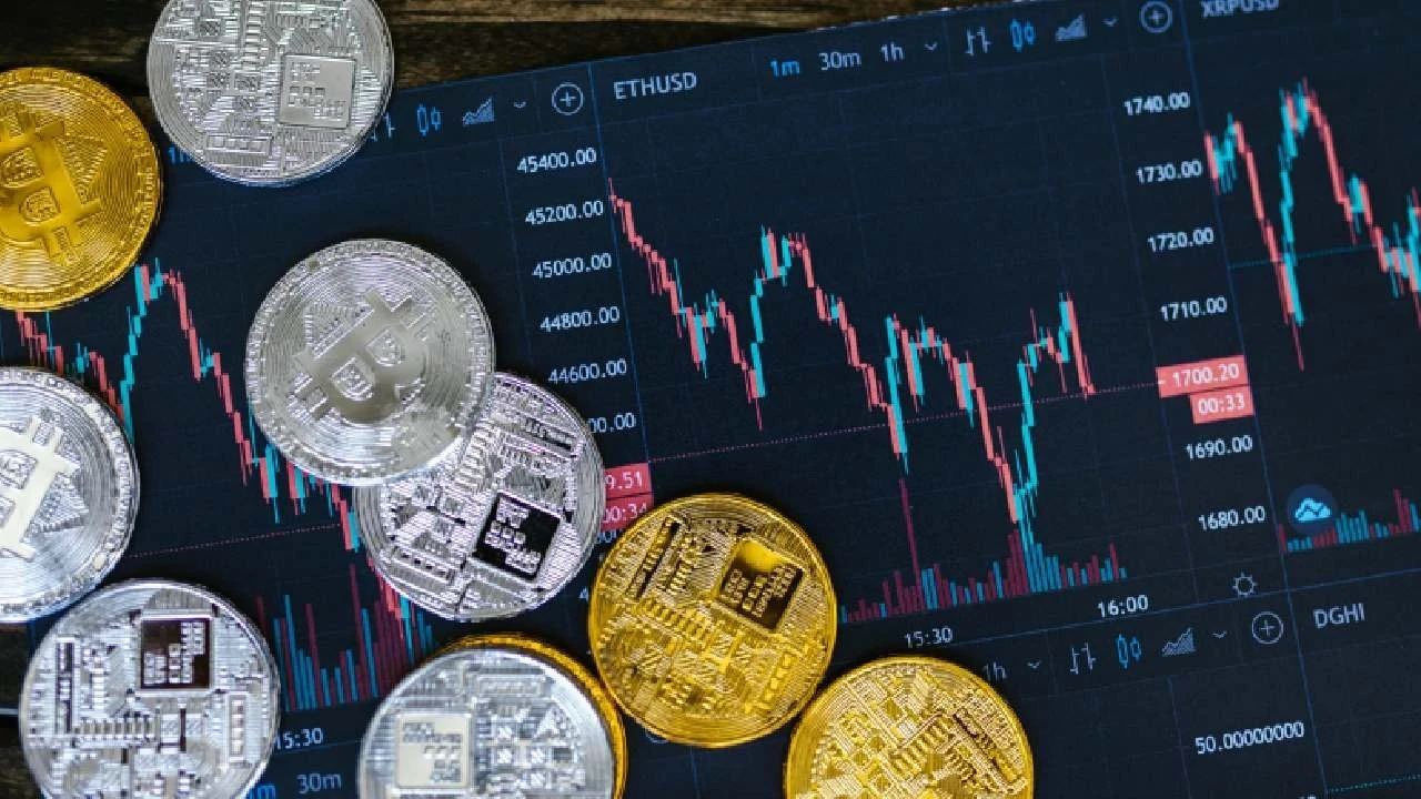 Küresel gerilim Bitcoin'i burdu: Yeni yıl rallisi sona erdi