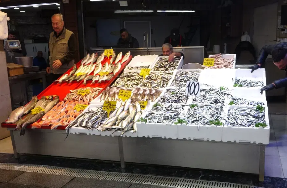 Bereket yaşanıyor, bol bol var. Fiyatı ucuzladı