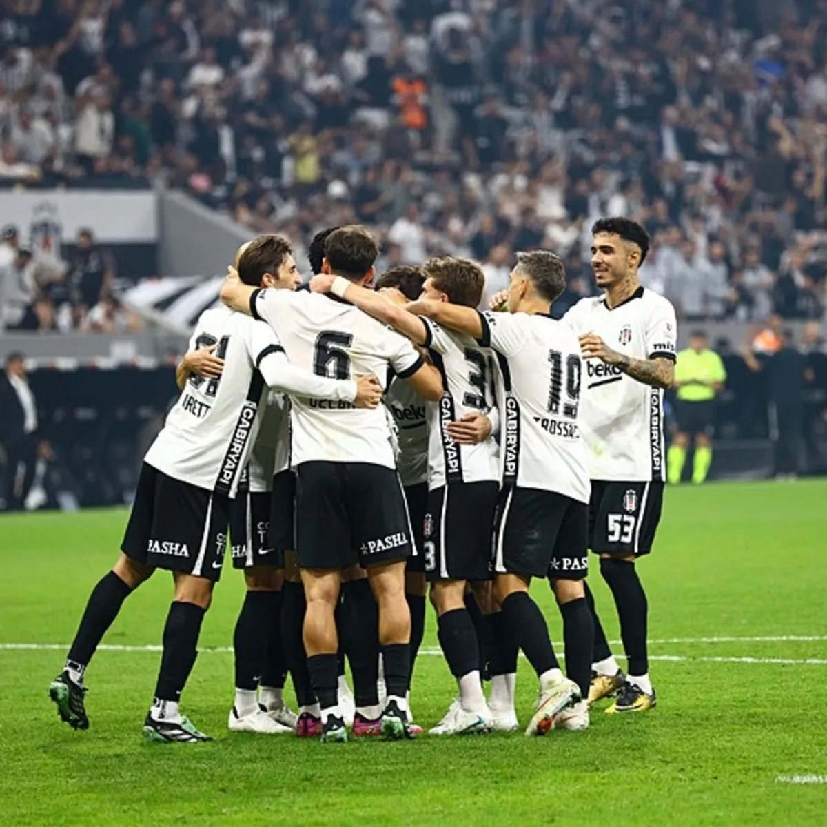 Beşiktaş Almanya'da 3 Puan Peşinde! İşte Vincenzo Italiano'nun Hoffenheim Maçı Muhtemel 11'i