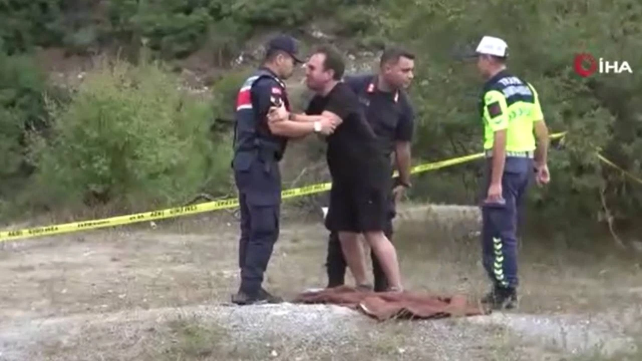 Eşi ve oğlu baraja uçan otomobilden çıkamamıştı... Doktor koca tutuklandı