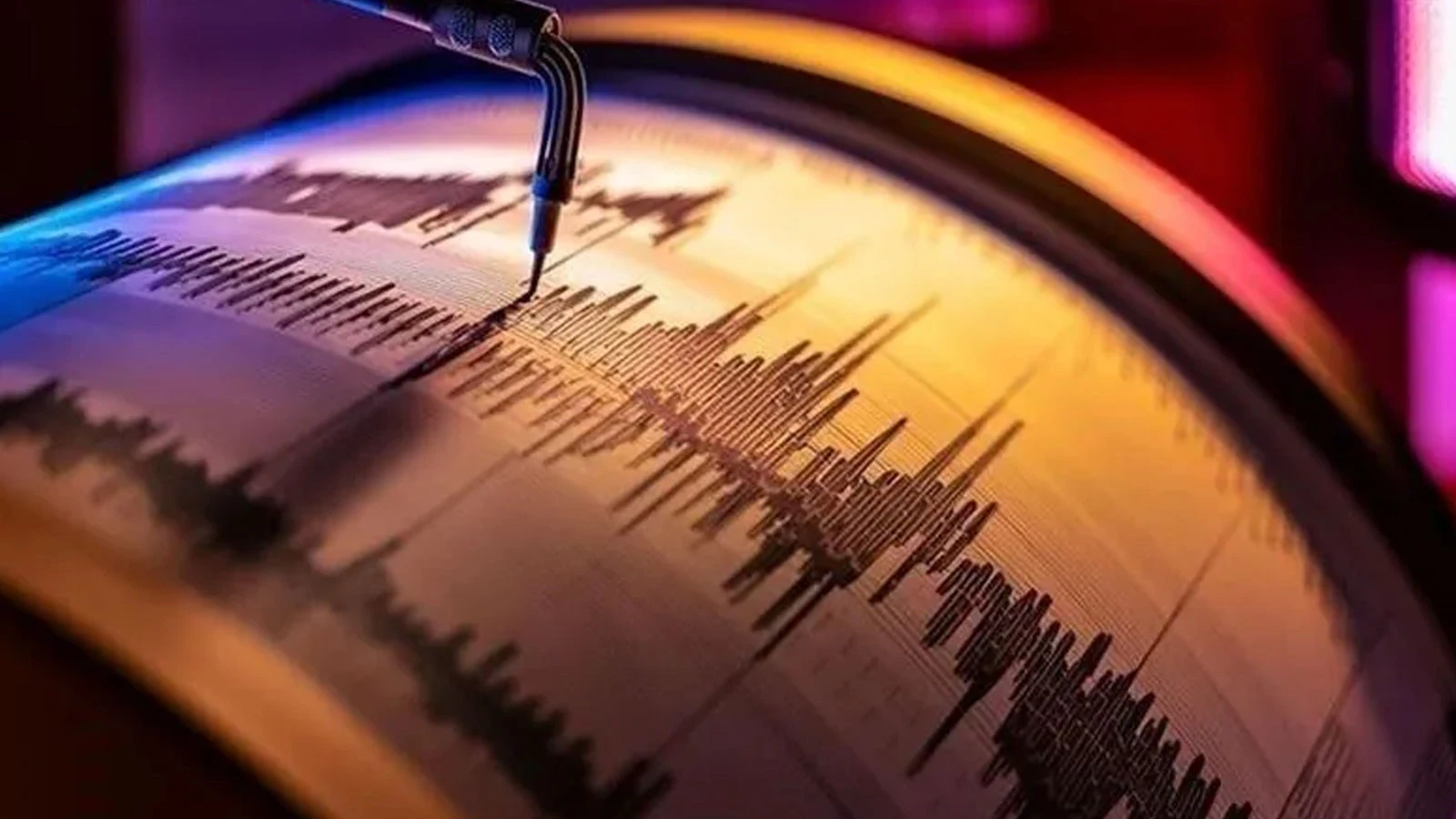 Rusya’nın Kamçatka Yarımadası’nda 6,9 Büyüklüğünde Deprem