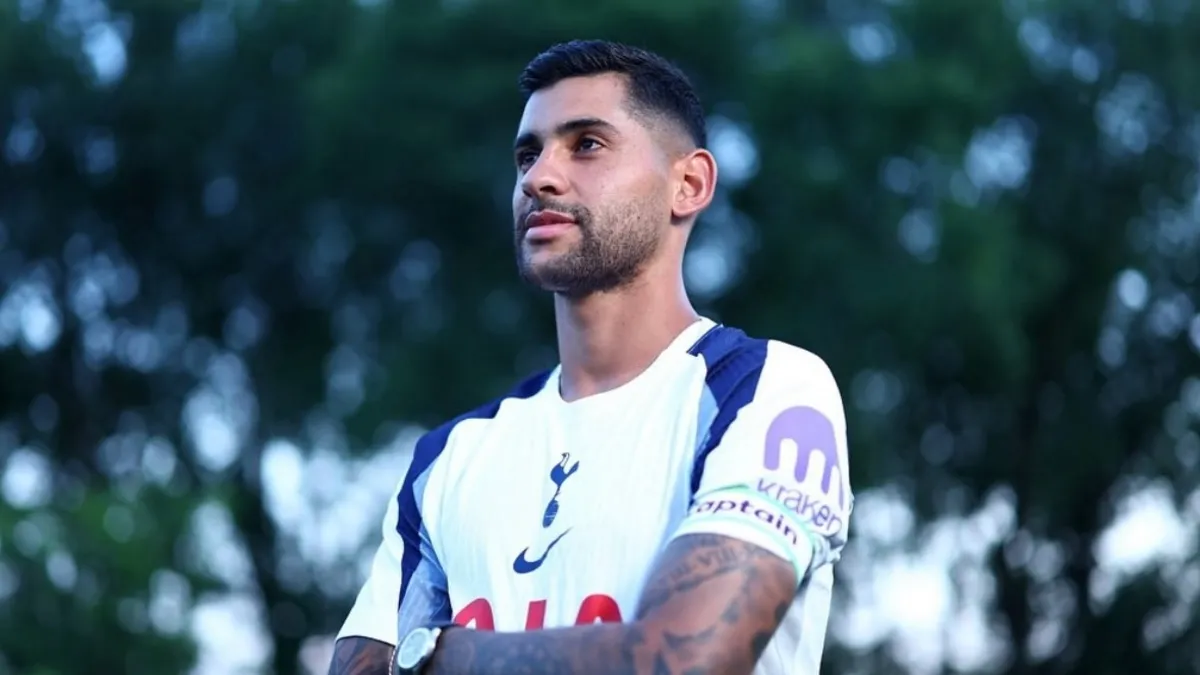 Tottenham kaptan Romero ile 4 yıllık yeni sözleşme imzaladı