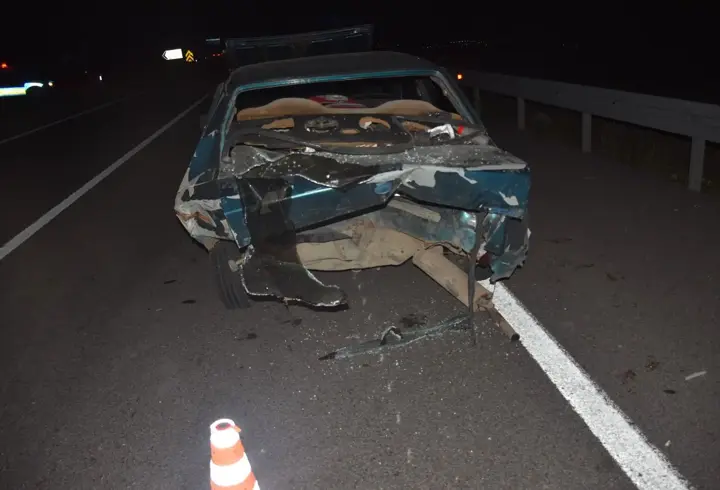 Kırıkkale’de otomobil, arıza yapan otomobile çarptı: 6 yaralı