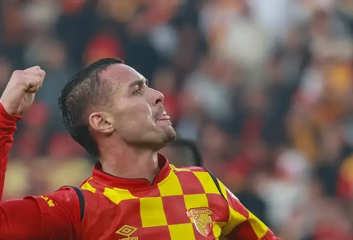 Göztepe, ayrılığı duyurdu! Suudi Arabistan’a transfer oldu