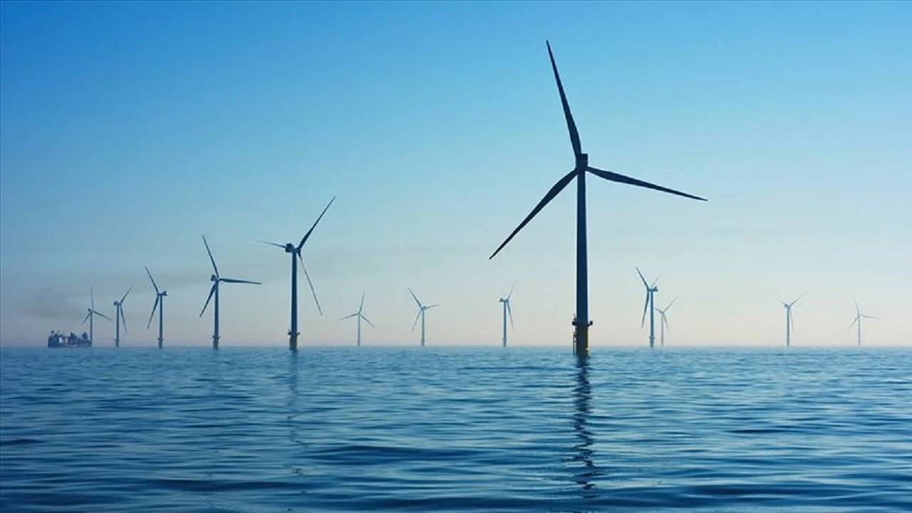 Küresel deniz üstü rüzgar enerjisi 73 milyon hanenin ihtiyacını karşılıyor