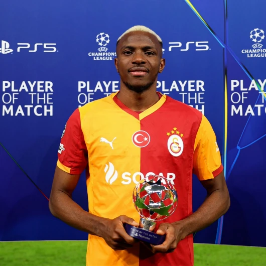 Victor Osimhen Galatasaray’a Veda Ediyor: Gizlice Yapılan Görüşmeler Ortaya Çıktı