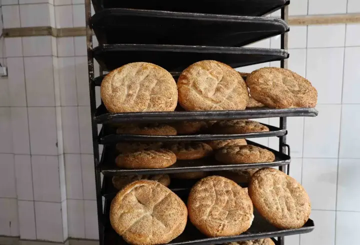 Aç karnına sıcak pide yemek, kan şekerini hızlı yükseltir