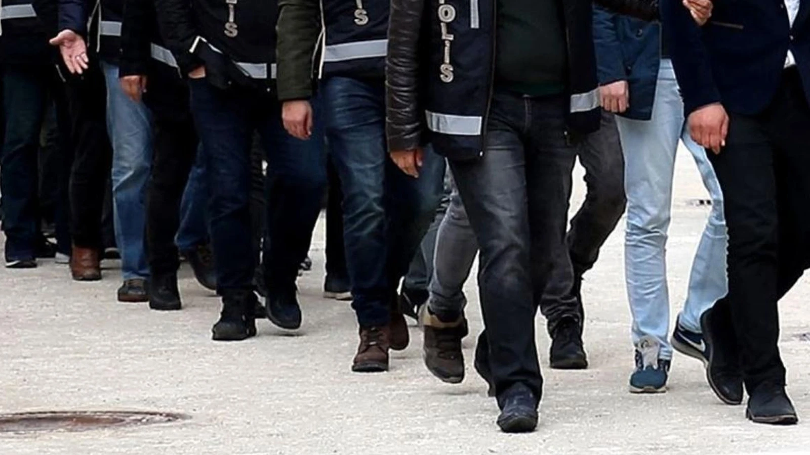 Bakan Gürlek: 11 ilde 68 şüpheli yakalandı