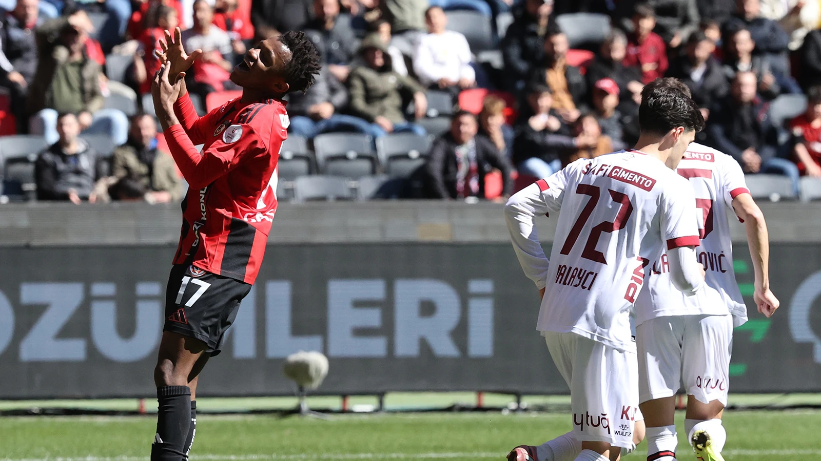 Gaziantep FK, sahasında Fatih Karagümrük ile 1-1 berabere kaldı