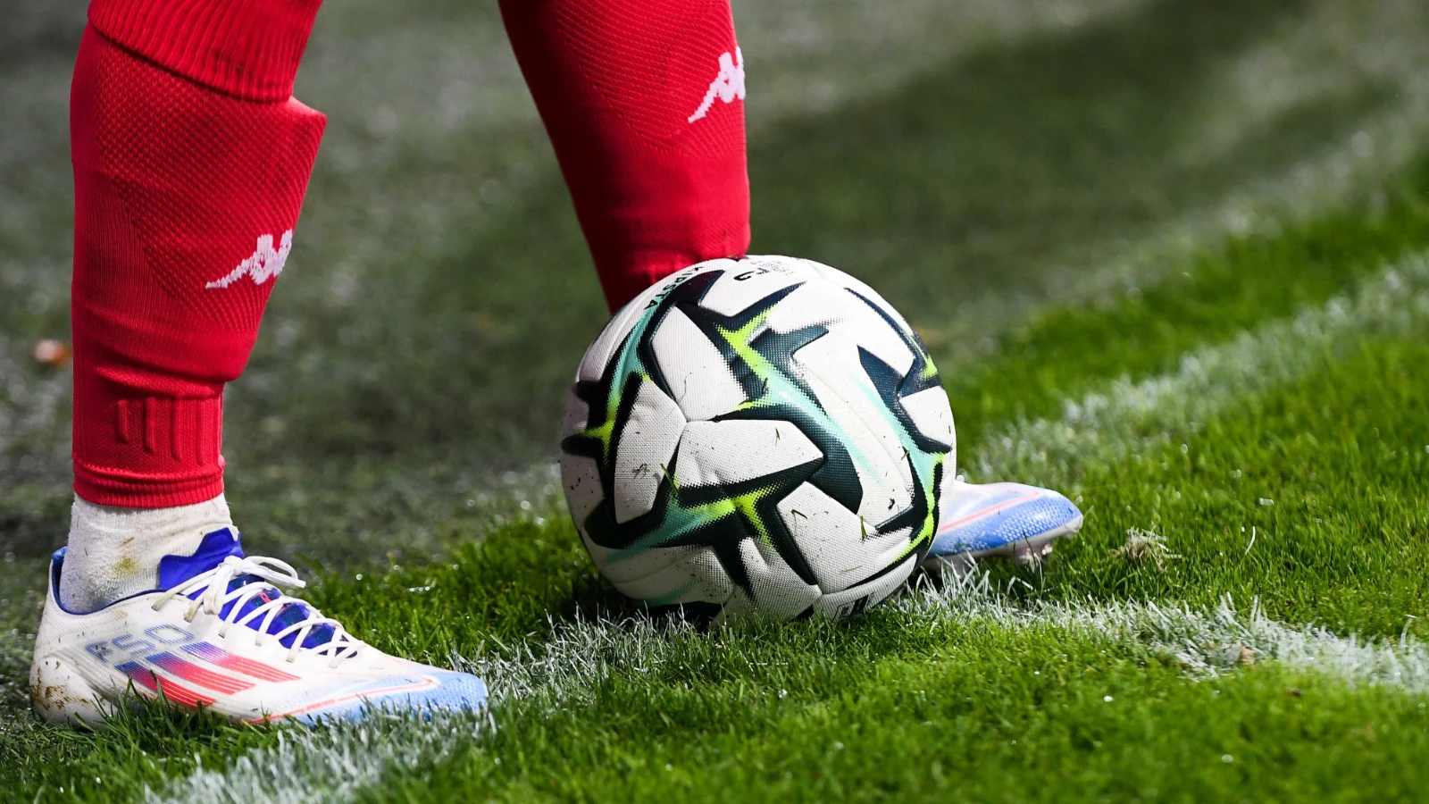 Her maça aynı iç çamaşırıyla çıkan futbolcu kim?