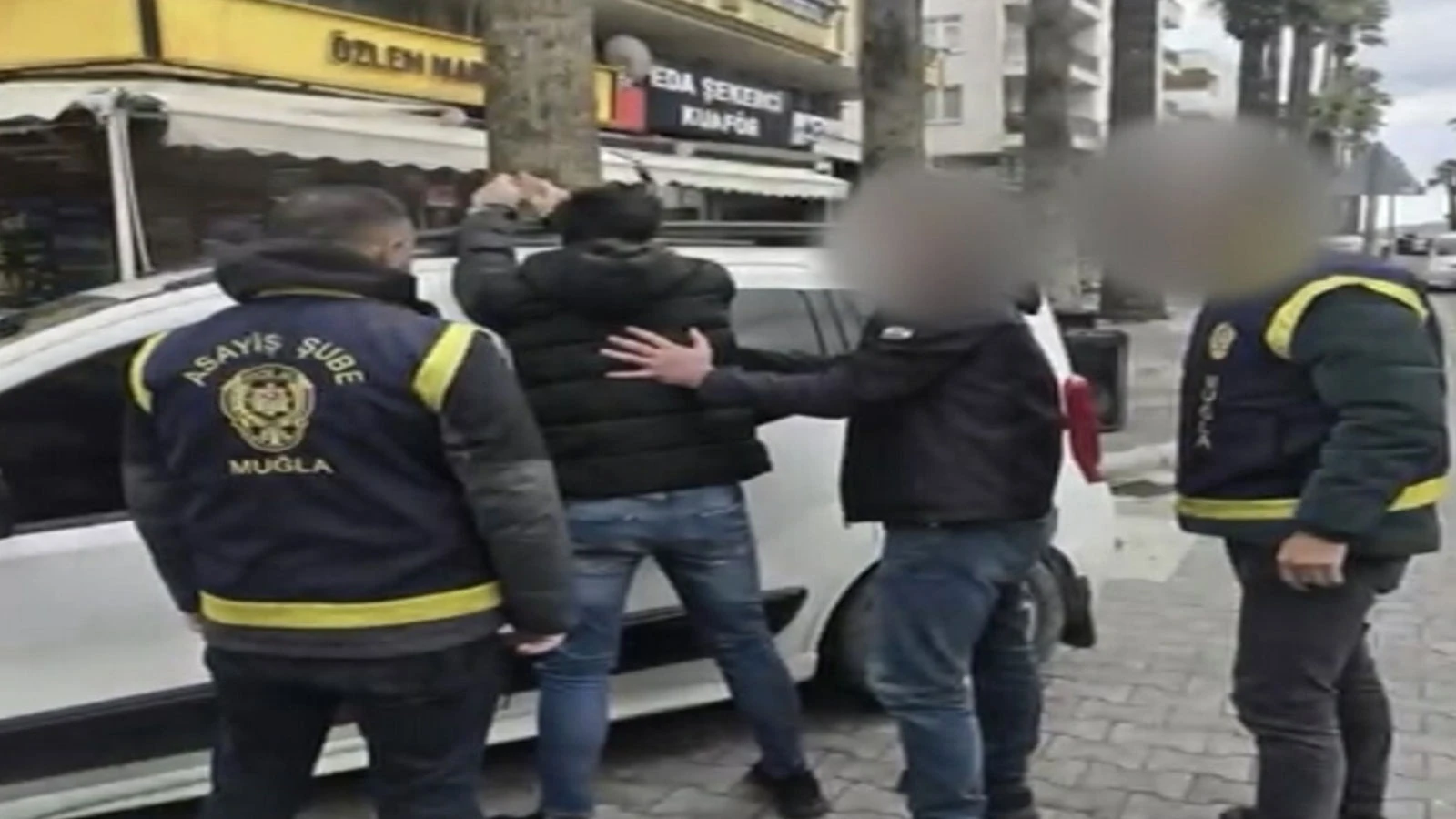 Marmaris'te fuhuş operasyonu: Çok sayıda kadın kurtarıldı