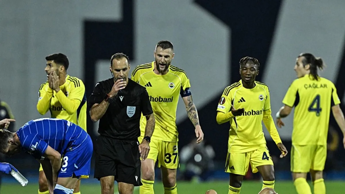 Dinamo Zagreb-Fenerbahçe maçında hakemden skandal hareket! En-Nesyri gole giderken...