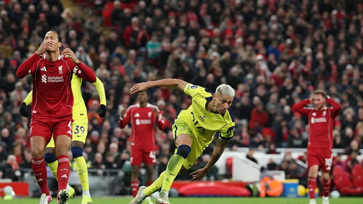 Liverpool'a son dakika şoku! Tottenham'a 1 puanı kaptırdı