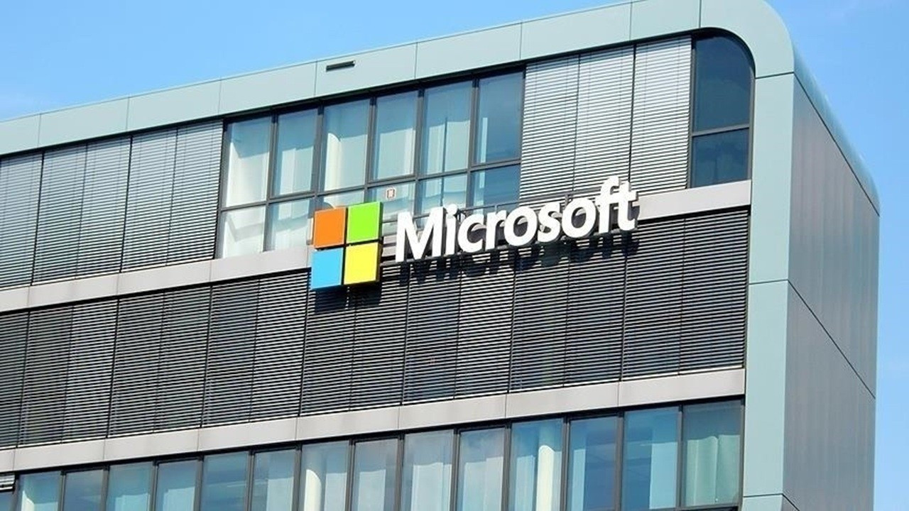 Microsoft’tan CoreWeave’e beklenmedik hamle: 35 milyar dolarlık halka arz öncesi anlaşmalardan çekiliyor