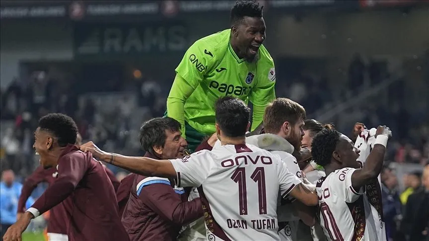 Trabzonspor, 10 kişi kalan Başakşehir'i 90+11. dakikada yendi