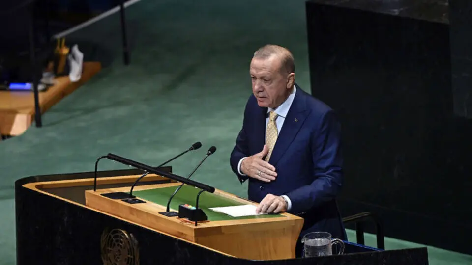 Erdoğan: Sesi kısılmak istenen Filistin için buradayım
