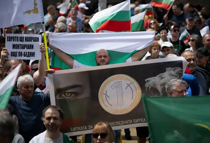 Bulgaristan’da Euro’ya Geçiş Endişesi: Referandum Çağrısı Geldi!