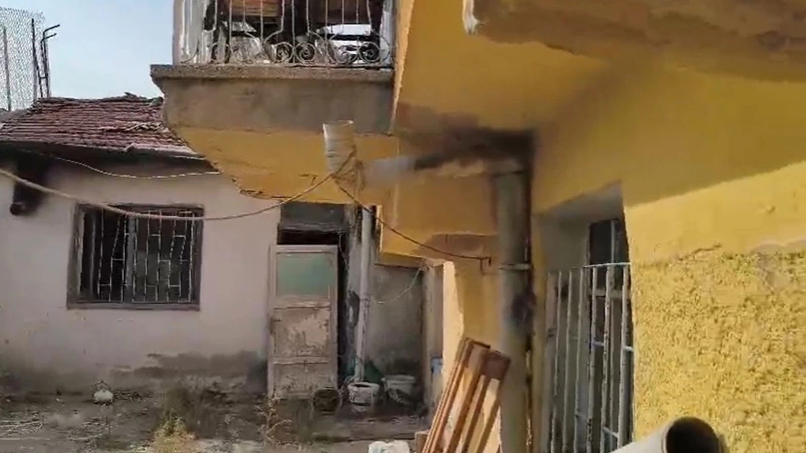 Başkentte vahşet: Evini soyan 3 kişi tarafından darp edilen yaşlı adam öldü