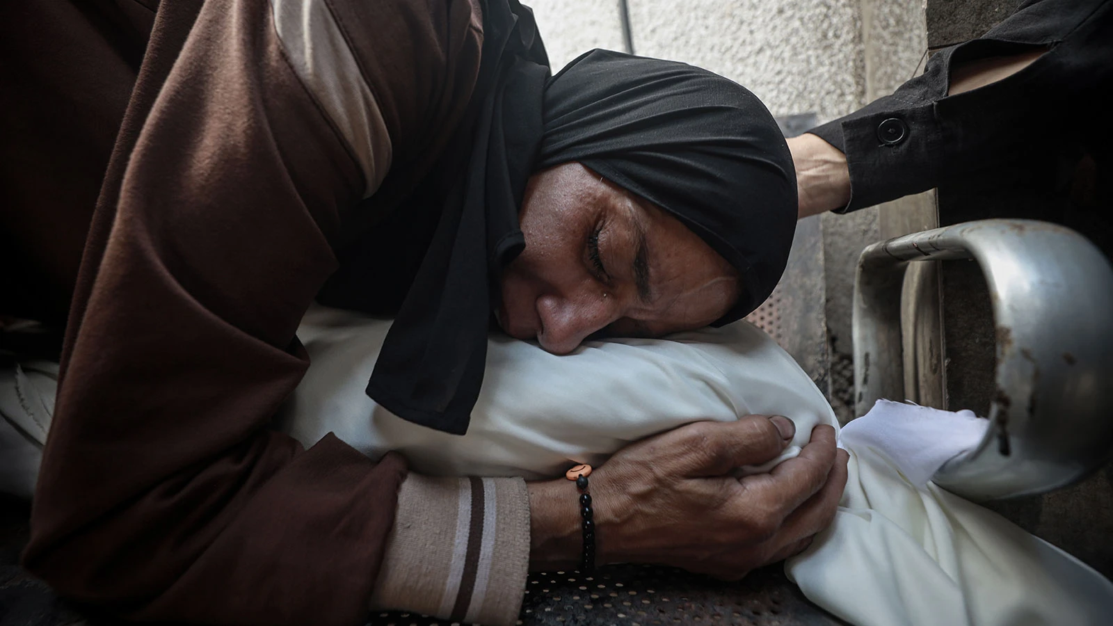 İsrail'in Gazze'ye soykırımında can kaybı 56 bine ulaştı