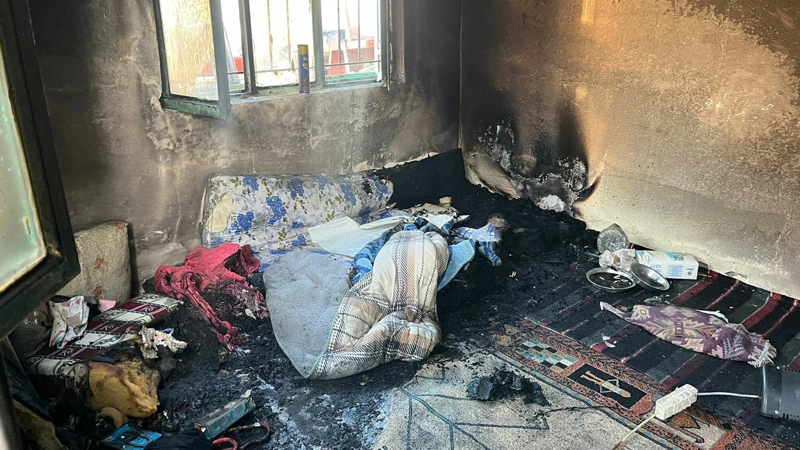Aydın'da acı olay: Tek başına yaşadığı evde çıkan yangında öldü