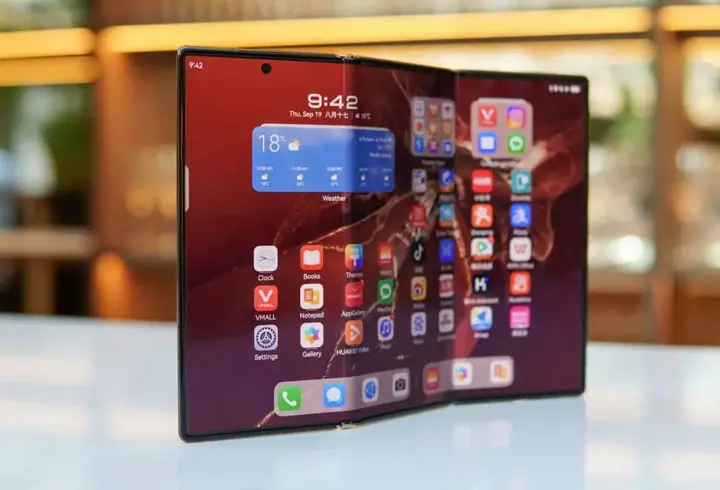 Katlanabilir telefon dünyasına yeni bir soluk geliyor