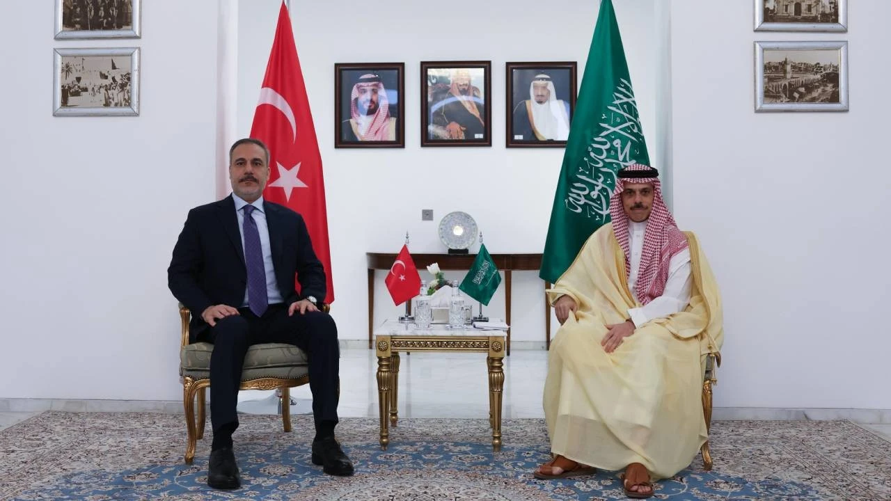 Bakan Fidan, Suudi Arabistan'da! Ankara-Riyad hattında yeni dönem