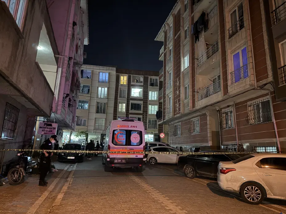 Esenyurt’ta binada ilaçlama zehirledi: 1'i bebek 7 kişi etkilendi