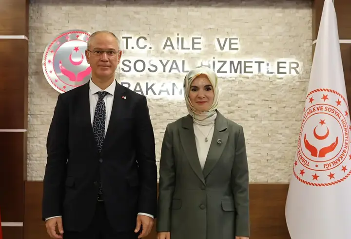 Bakan Göktaş, KKTC Çalışma ve Sosyal Güvenlik Bakanı Hasipoğlu ile görüştü