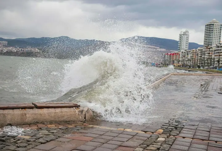 Ege Denizi'nin güneyi için fırtına uyarısı
