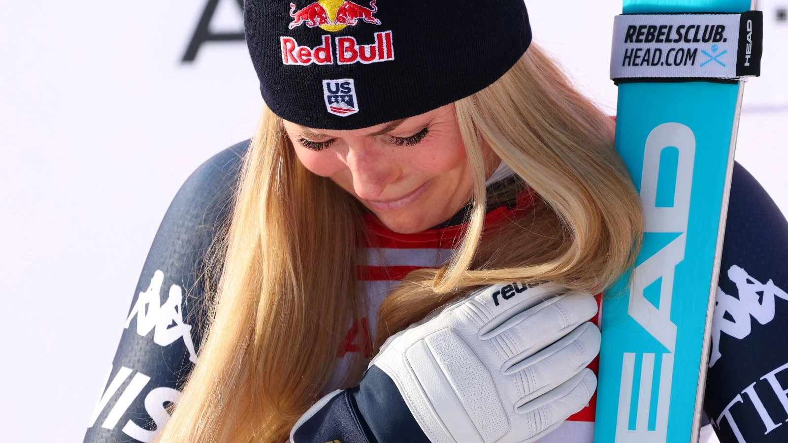 Lindsey Vonn tarihe geçti: 41 yaşında St. Moritz’te kazandı