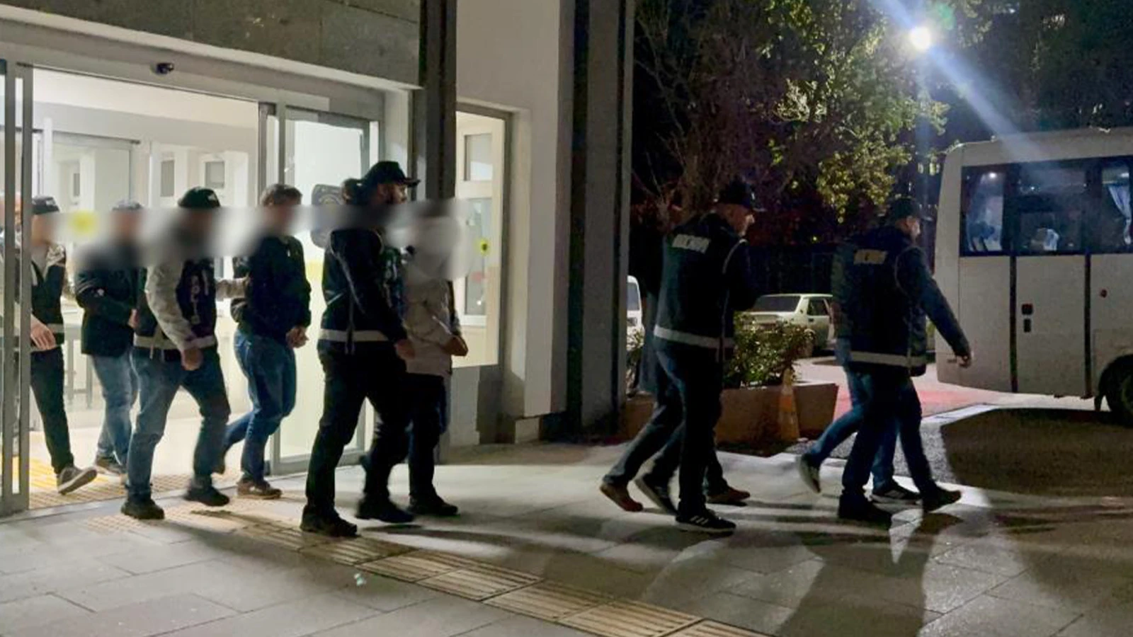 Ehliyet sınavında "joker aday" operasyonu: 14 tutuklama