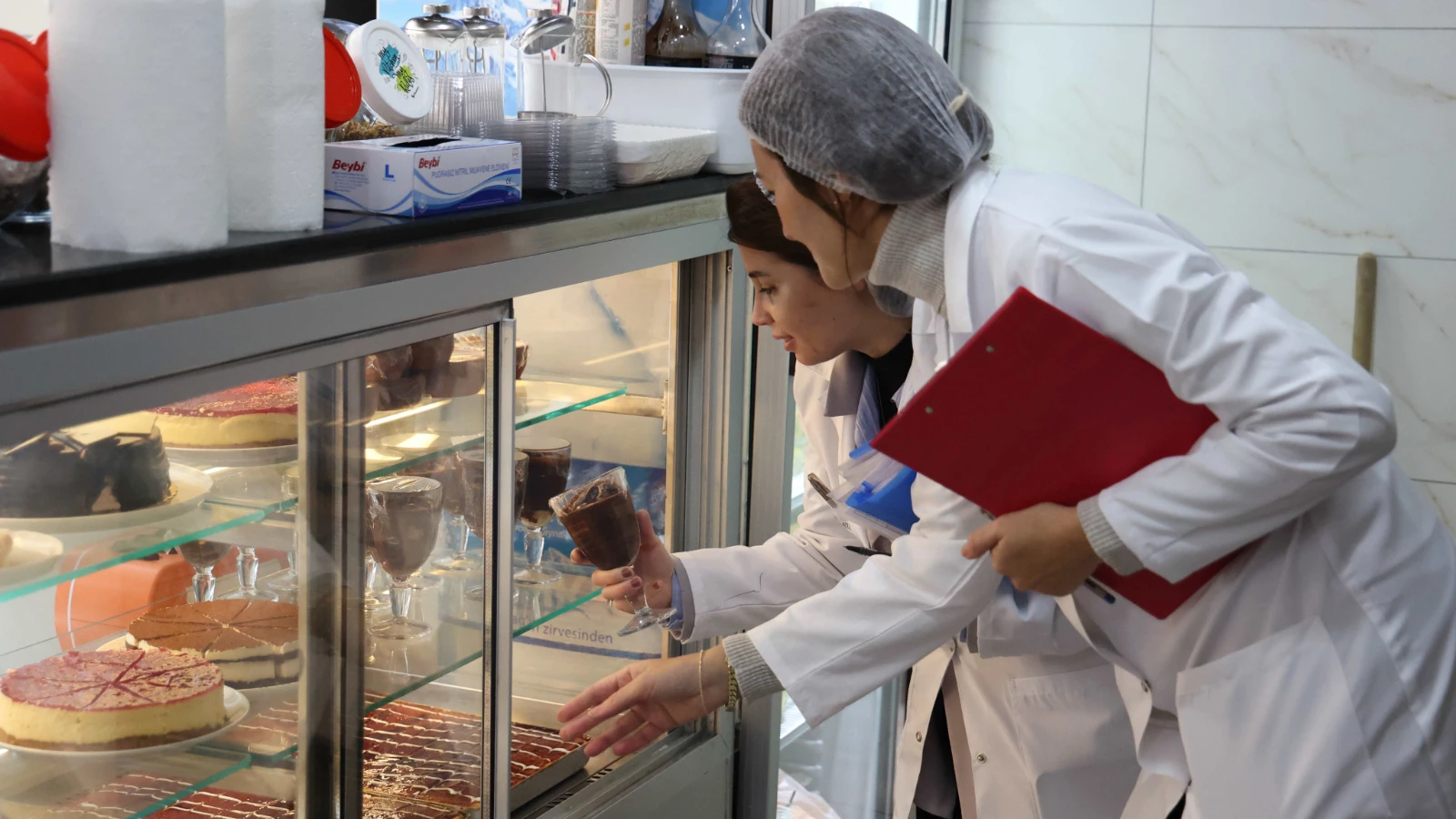 Otel ve restoranlara 'gıda ve hijyen' konusunda güven hızla düştü