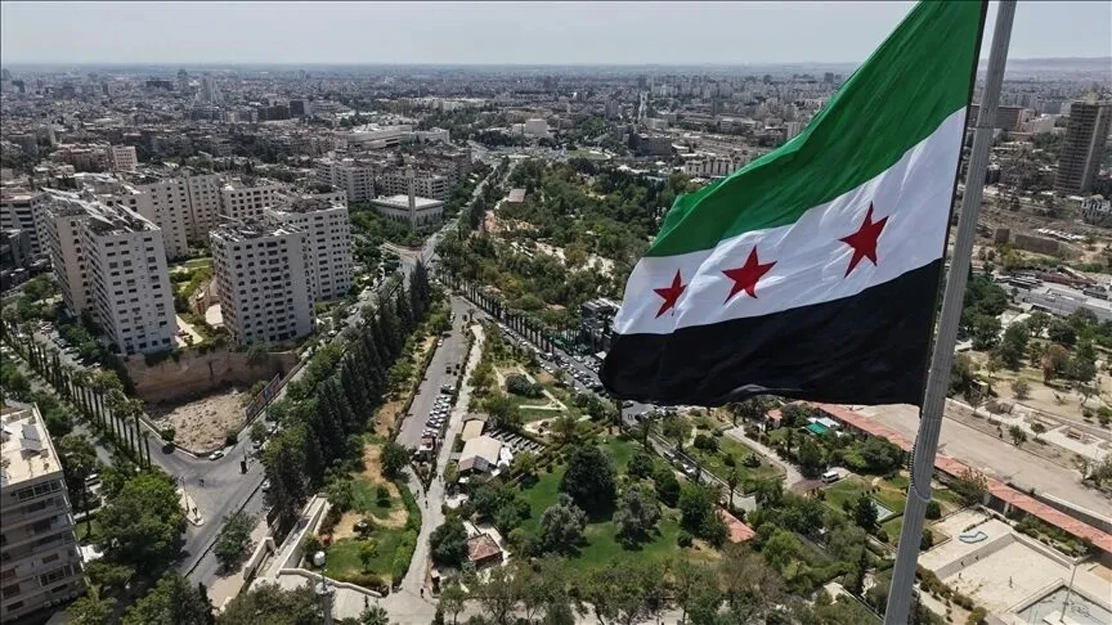 Lübnan'dan Suriye'ye kritik iade: Esad döneminin generali yargılanacak