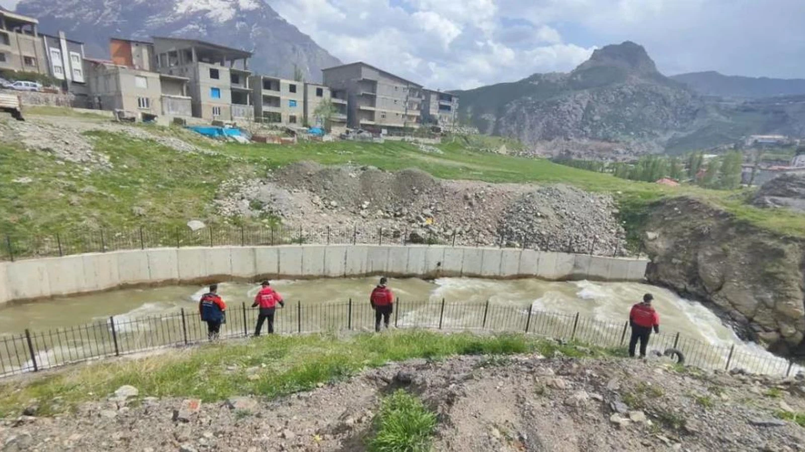 Hakkari'de kaybolan Feleknaz Keskin'den 21 gündür haber alınamıyor