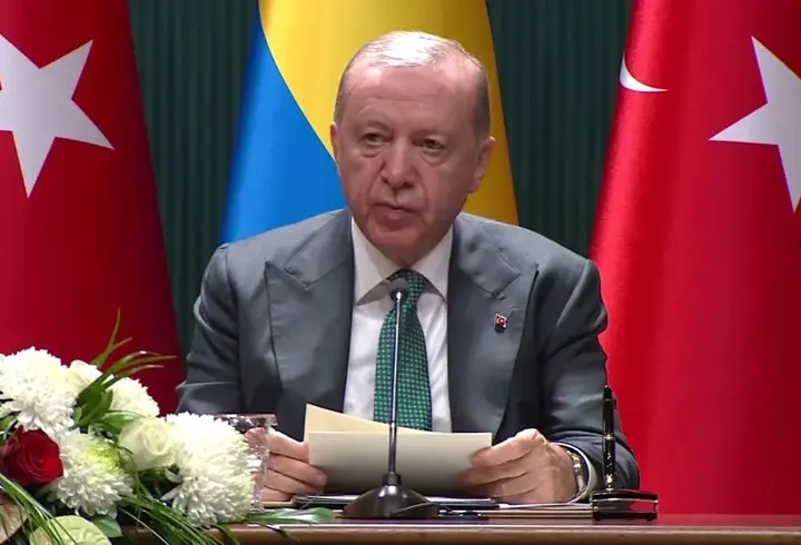 Son dakika: Cumhurbaşkanı Erdoğan: "Macron'u tebrik ettim"