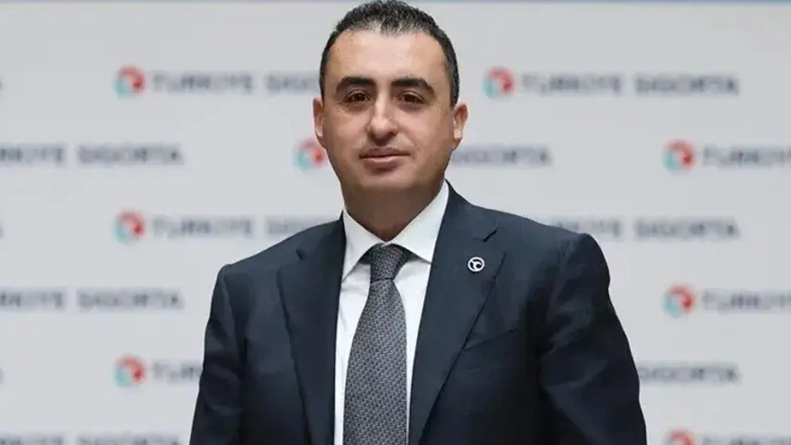Türkiye Sigorta Ve Türkiye Hayat Emeklilik Genel Müdürü Taha Çakmak İstifa Etti