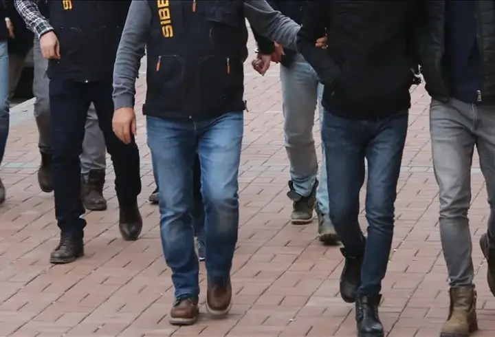 SON DAKİKA! 8 ilde 'yasa dışı bahis' operasyonu: 76 şüpheli yakalandı