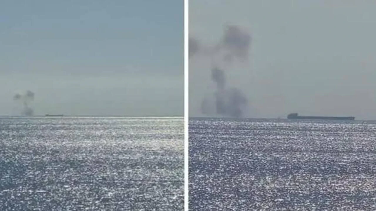 Romanya Açıklarında İki Tanker Alev Aldı, 8 Denizciye Ulaşılamıyor
