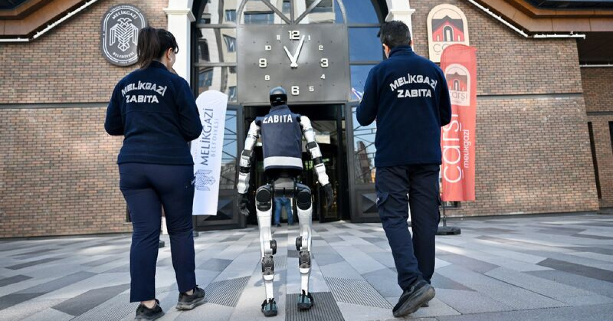 Kayseri'de Robot Mega Esnafı Denetledi: Manav İle Güldüren Sohbet - Son Dakika Teknoloji Haberleri - Habertürk