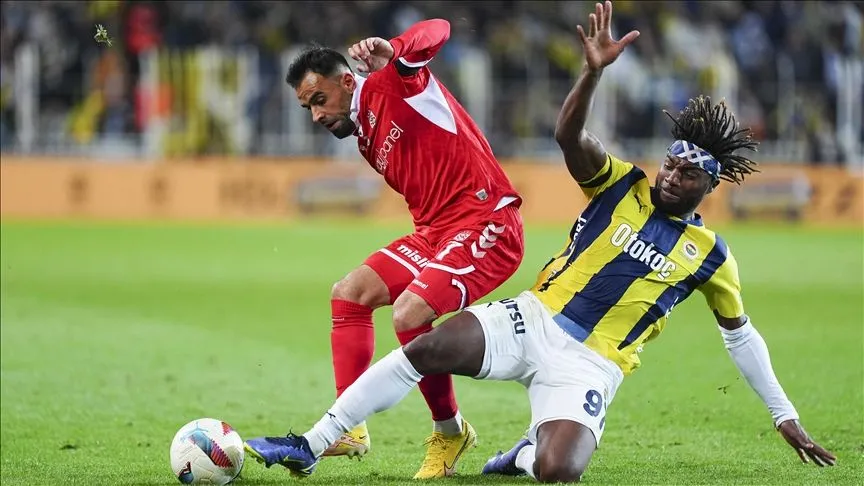 Fenerbahçe, Süper Lig'de yarın Sivasspor'a konuk olacak