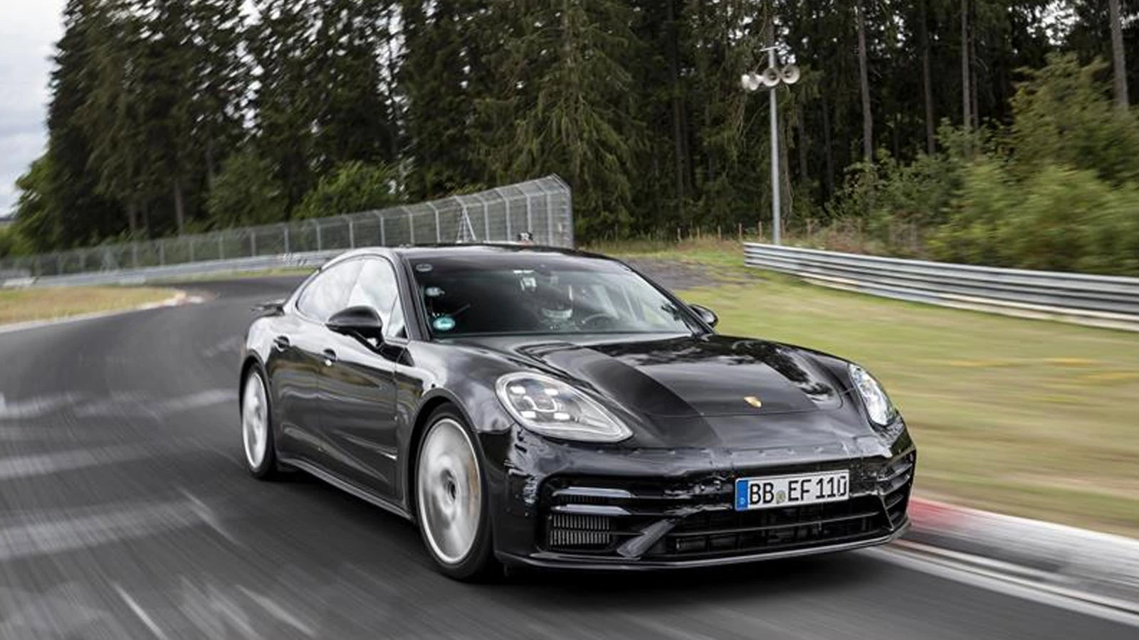 Porsche yılın ilk çeyreğinde Çin etkisiyle daha az otomobil sattı