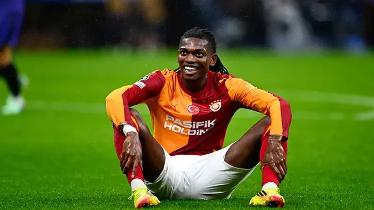 Leao Kaç Maç Yok, Fenerbahçe Derbisine Yetişecek Mi? Rafael Leao'nun Durumu Nasıl, Sakatlığı Ciddi Mi?