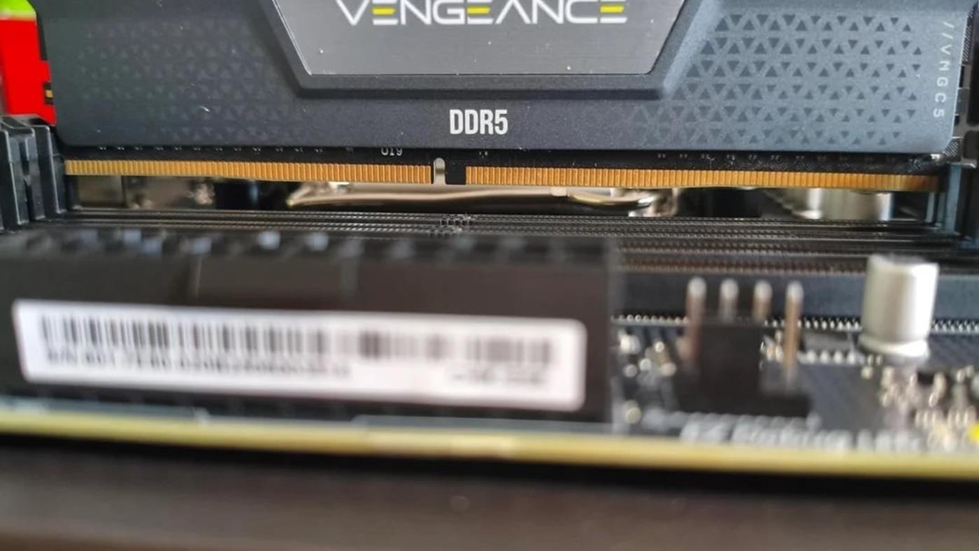 RAM dolandırıcılığı büyüyor: DDR5 bellek kiti DDR4 çıktı