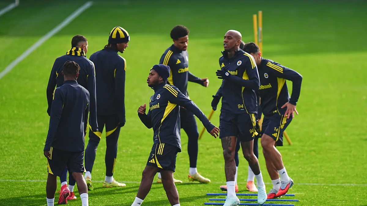 Fenerbahçe'nin yıldızı Brezilya'ya mı dönüyor? Transferde flaş gelişme