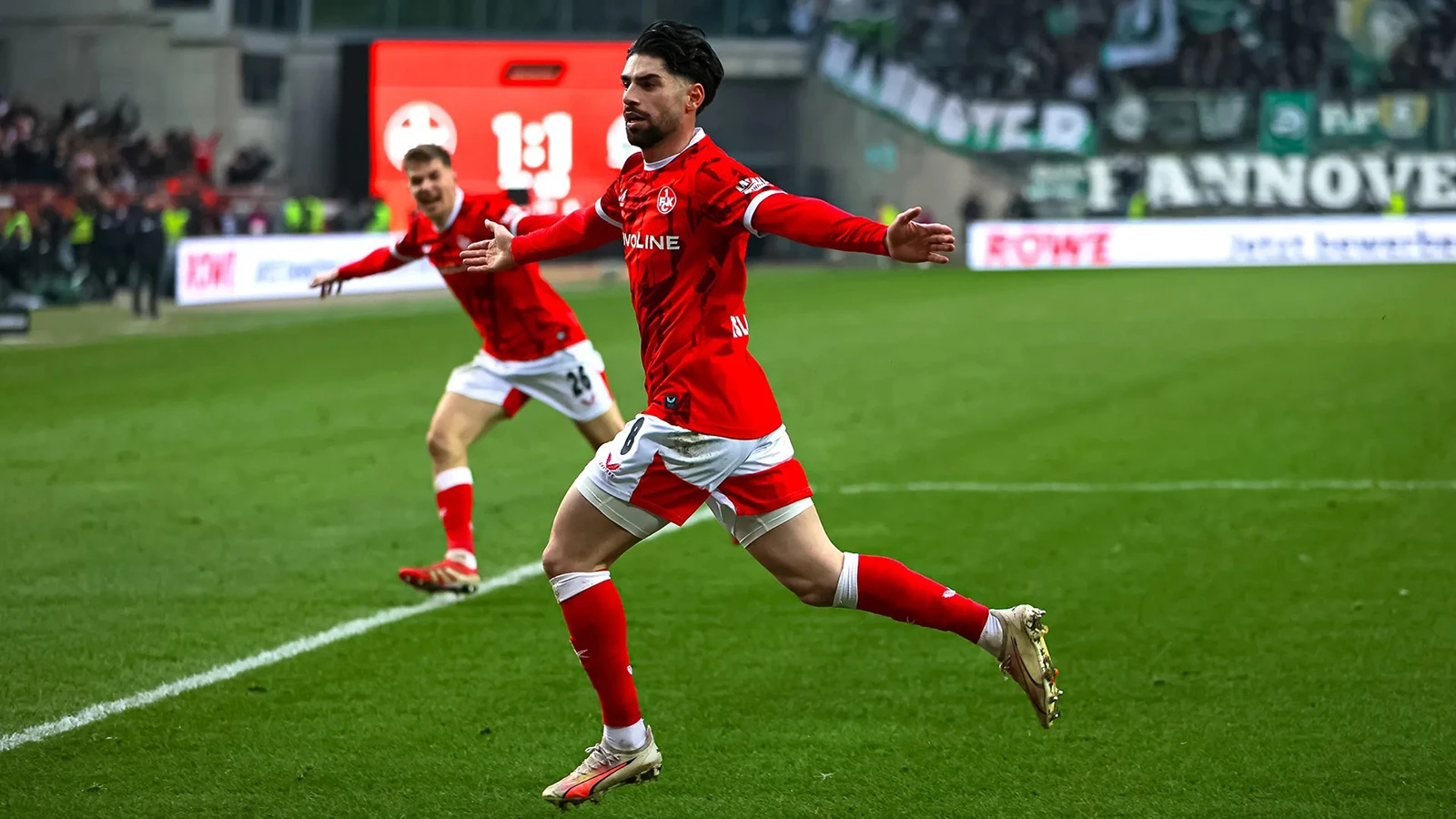 Bundesliga 2'de dikkat çeken performans: Semih Şahin, Kaiserslautern'e hayat verdi