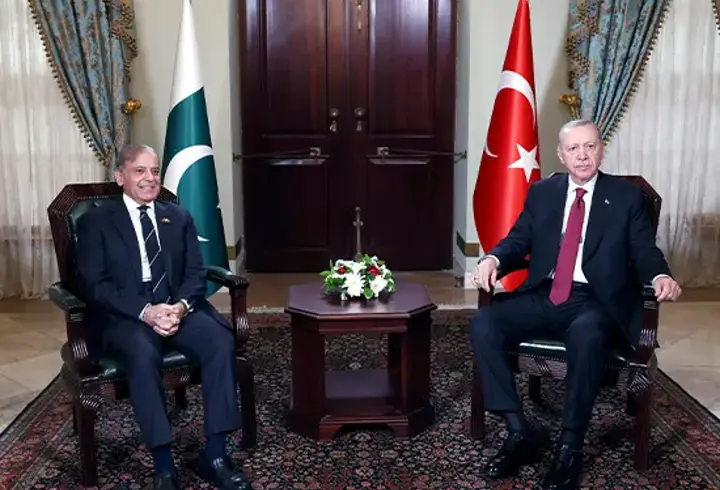 Pakistan Başbakanı Şahbaz Şerif: Pakistan-Türkiye dostluğu daim olsun