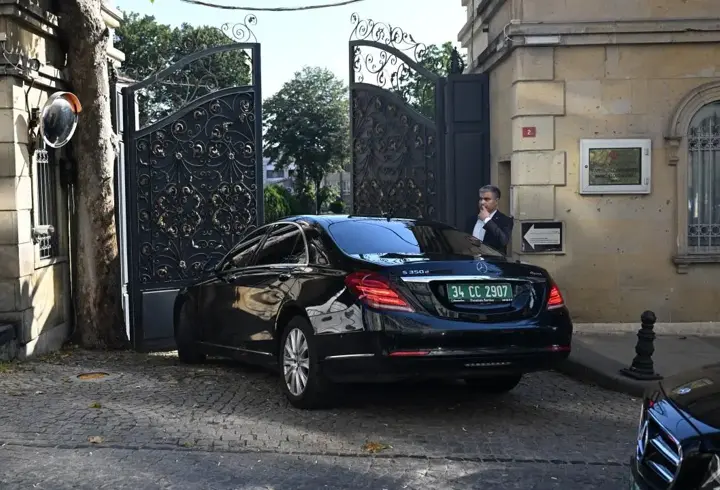 İran ve Avrupa ülkeleri, nükleer görüşmeler için İstanbul'da buluştu